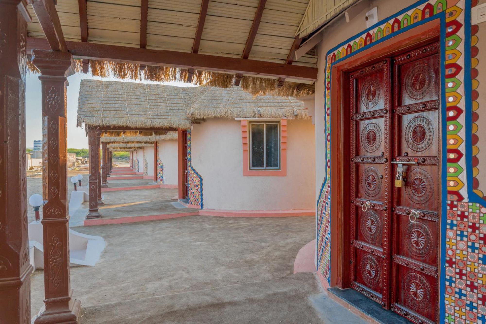 Dholavira Village Resort Dış mekan fotoğraf